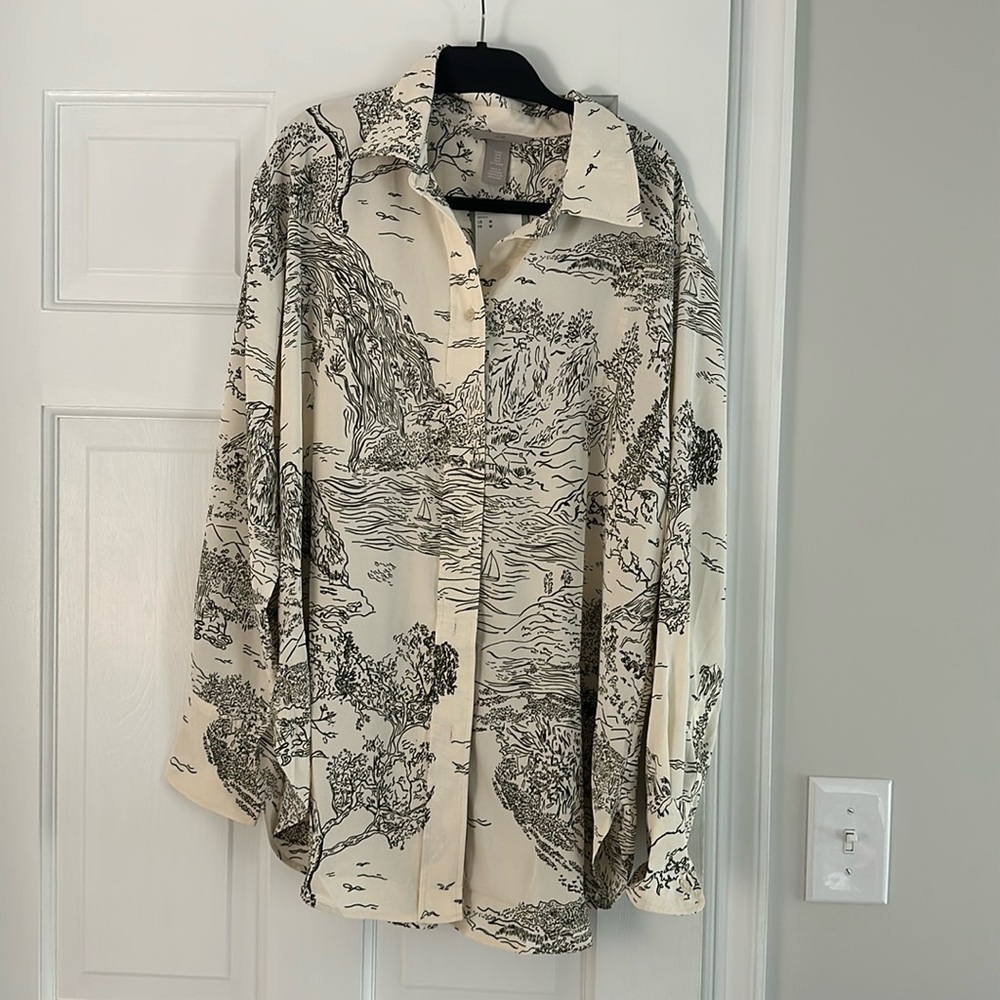 NWT H&M satin button down